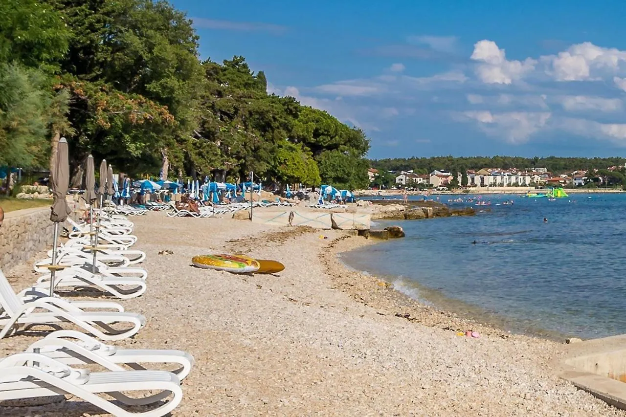 Charming Villa La Perla With Pool, Jacuzzi And Sea View Near Umag